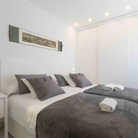 The Collection - Issar * San Sebastian